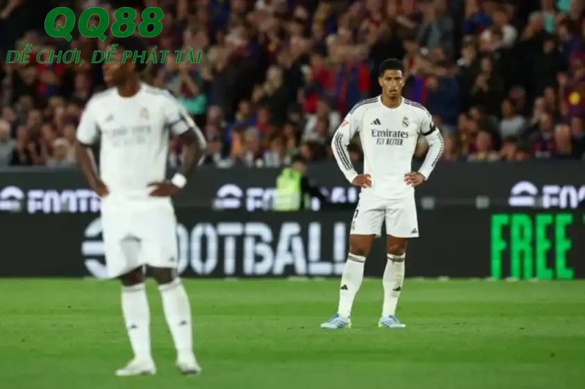 Real Madrid đang gặp vấn đề nội bộ. Real Madrid đang gặp vấn đề nội bộ.
